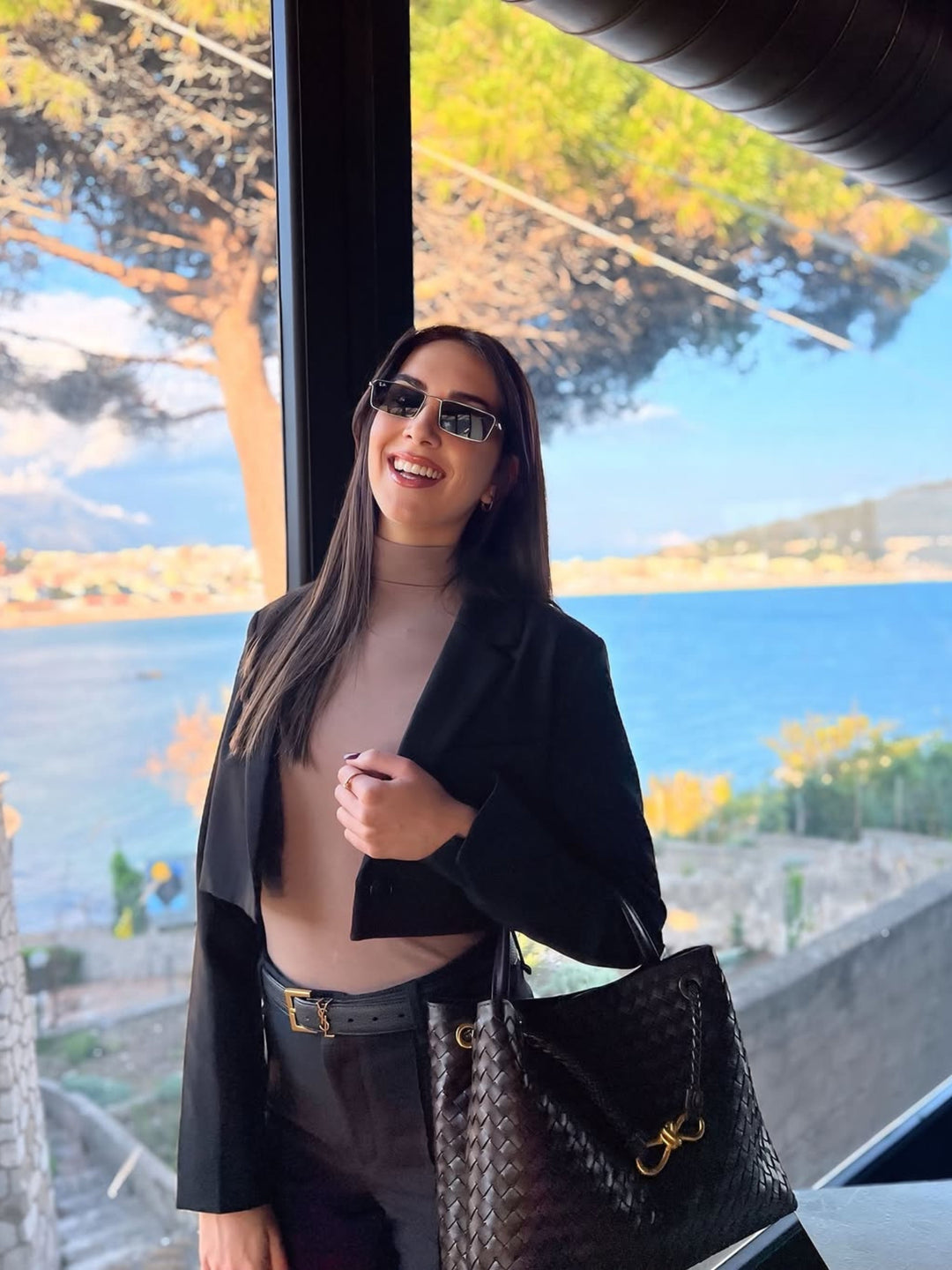 Vivienne | Classic Oversized Woven Bag