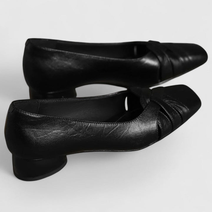 Tracey – Elegant Braided Low Heel Pumps