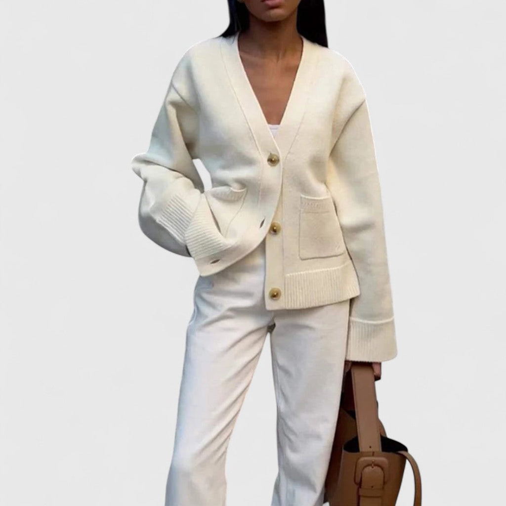 Bella – V-Neck Knitted Cardigan