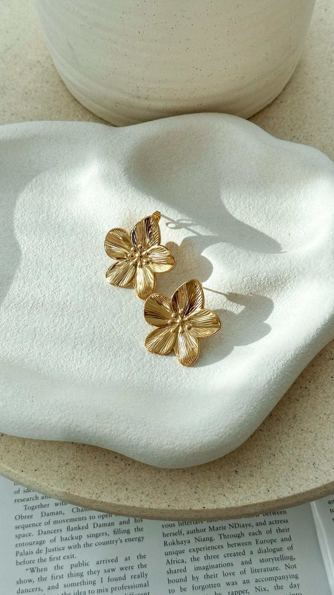 Lexi | Gold Plated Flower Earrings